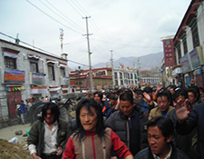 Tibetans Rush